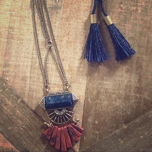 Adjustable stone necklace